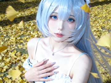 cos雷姆的服装可爱的女生4