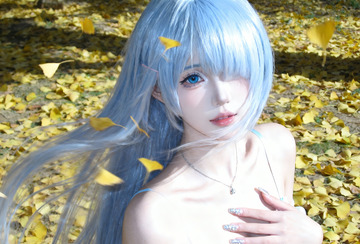 cos雷姆的服装可爱的女生