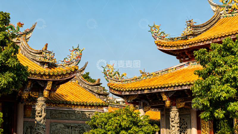 高清大图下载【趣麦麦图】传统中式建筑金色屋顶