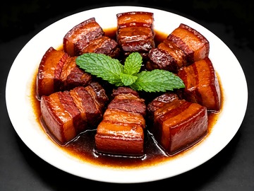 一盘诱人红烧肉