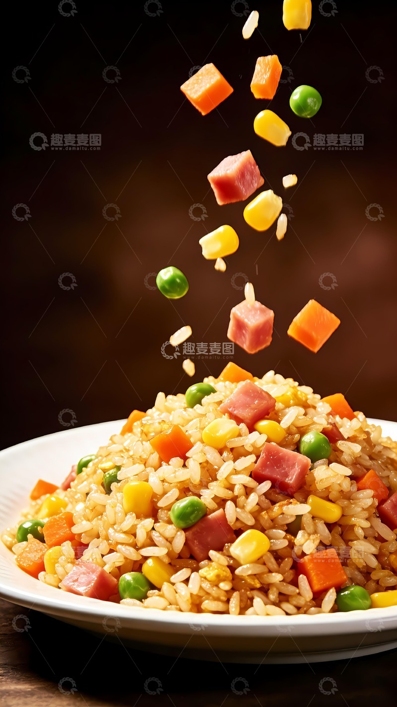 高清大图下载【趣麦麦图】食材落下扬州炒饭