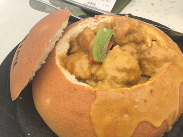 咖喱鸡肉面包美食摄影