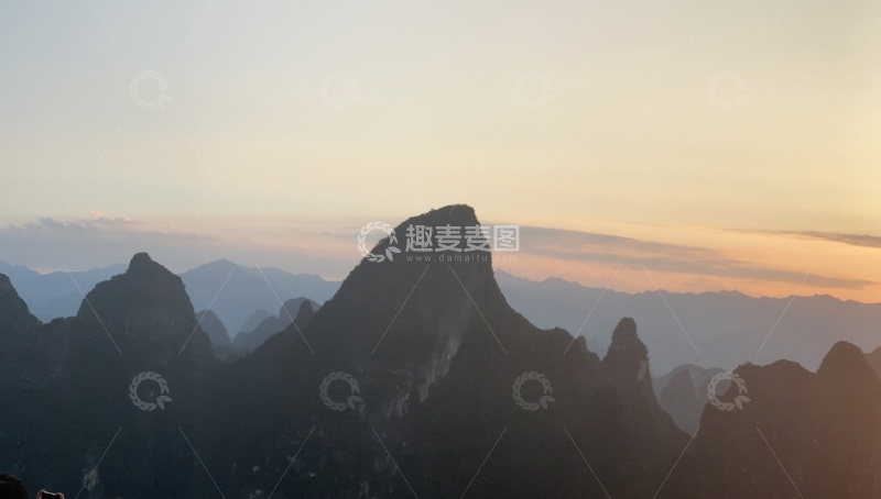 高清大图下载【趣麦麦图】山峦日落风光摄影