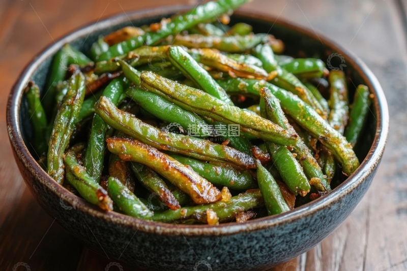 高清大图下载【趣麦麦图】一碗美味的干煸炒龙豆