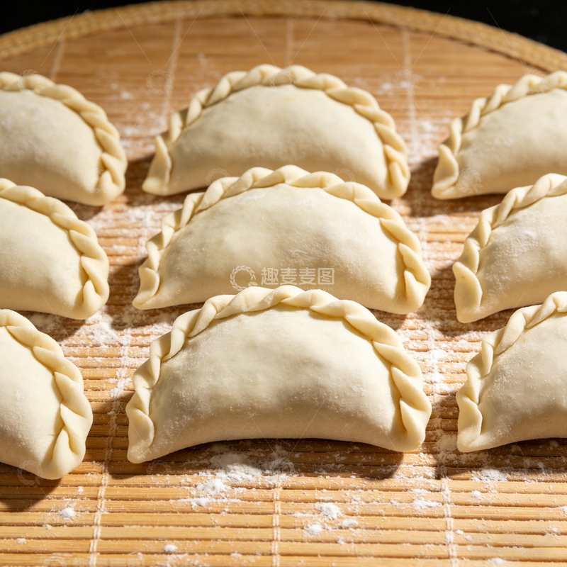 高清大图下载【趣麦麦图】包带花边的饺子