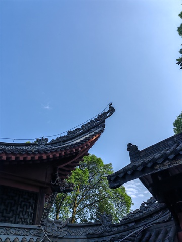 古风建筑蓝天树木摄影