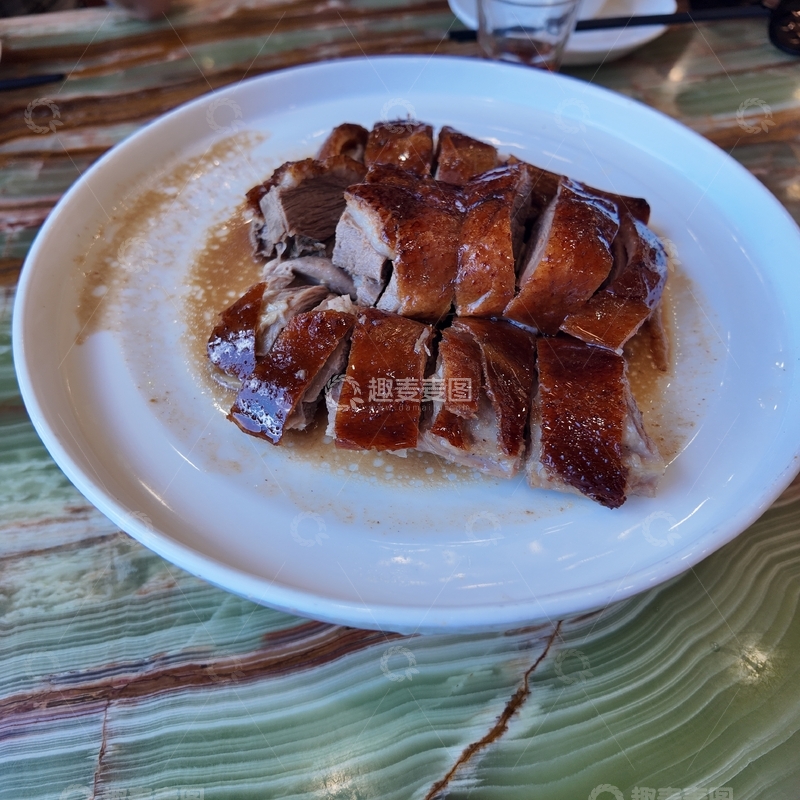 高清大图下载【趣麦麦图】金黄酥脆烧鹅美食摄影图