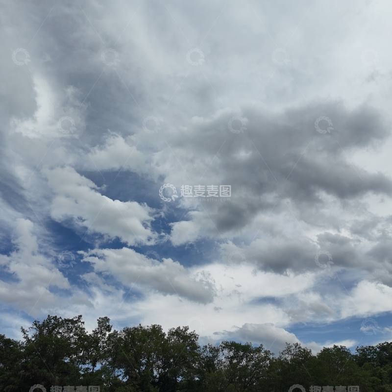 高清大图下载【趣麦麦图】蓝天白云树木风景图