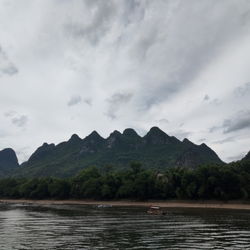 山水风光自然景观水墨画