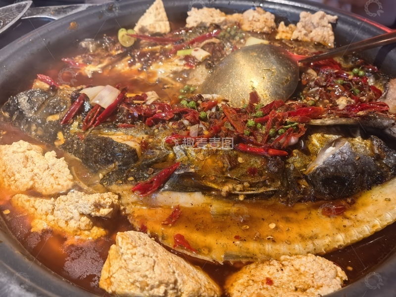 高清大图下载【趣麦麦图】麻辣鱼火锅美食摄影图片