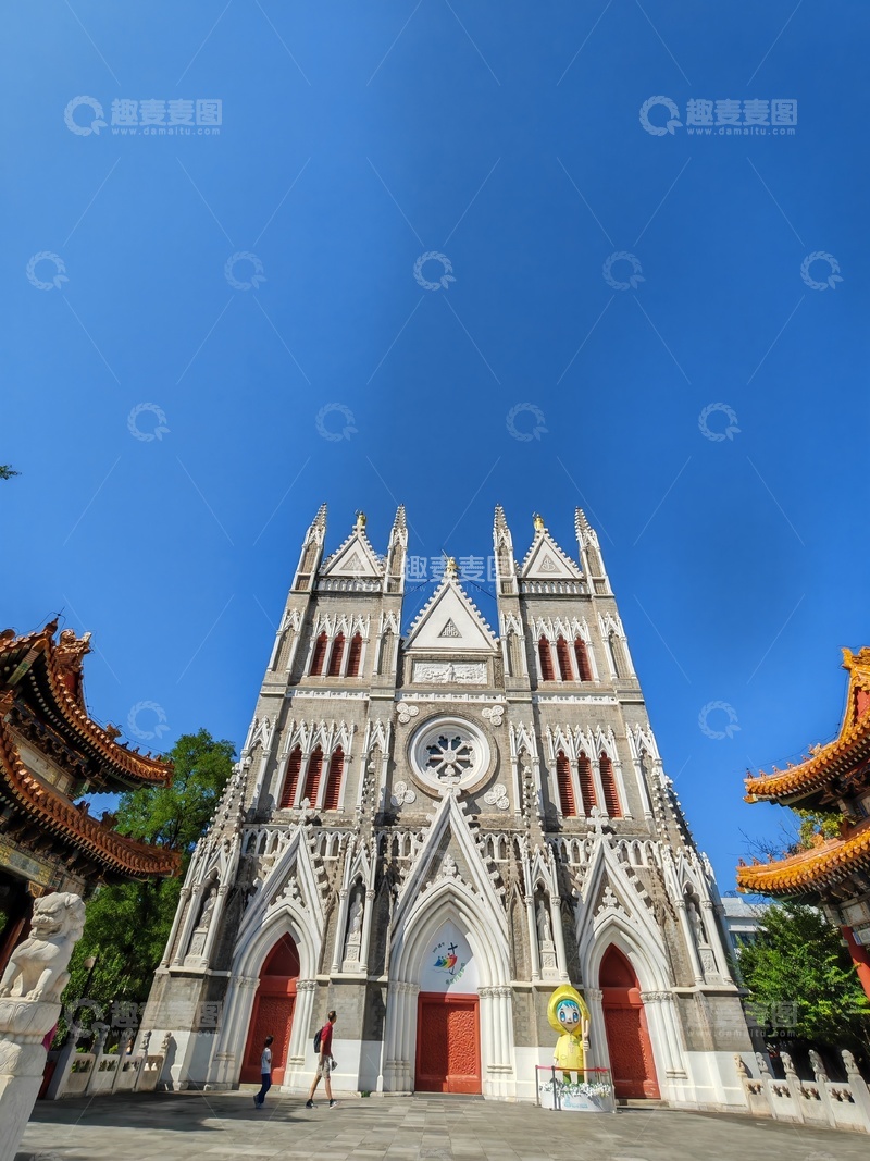 高清大图下载【趣麦麦图】-哥特式教堂建筑风光