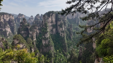 峭壁峰林壮丽山川