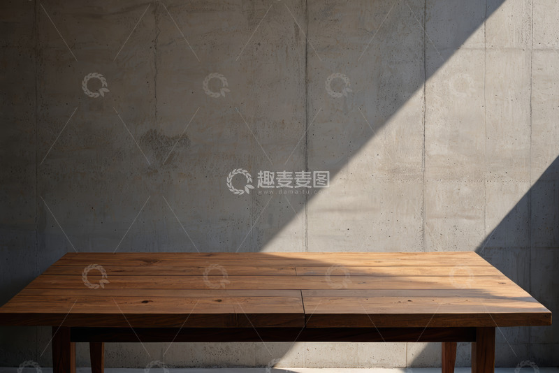 高清大图下载【趣麦麦图】混凝土墙前的木质桌子
