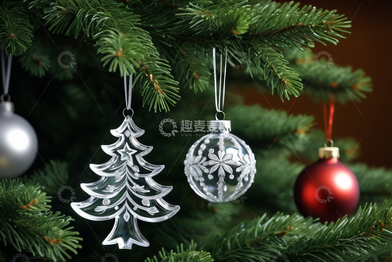 高清大图下载【趣麦麦图】圣诞树上的装饰挂件