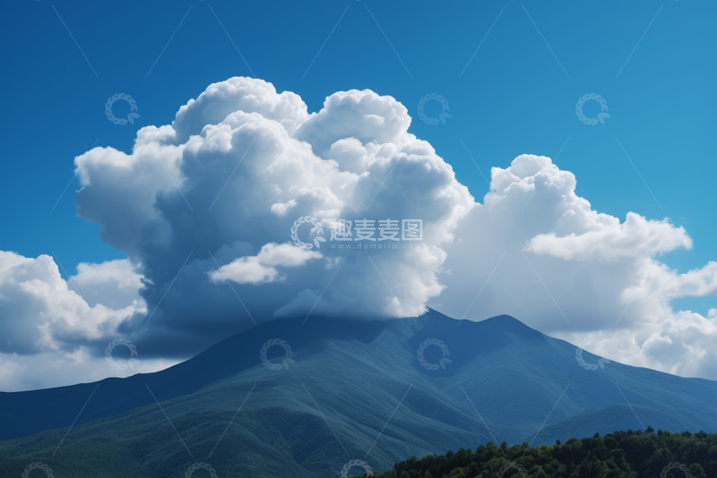 高清大图下载【趣麦麦图】山水间孤松倒影自然景观