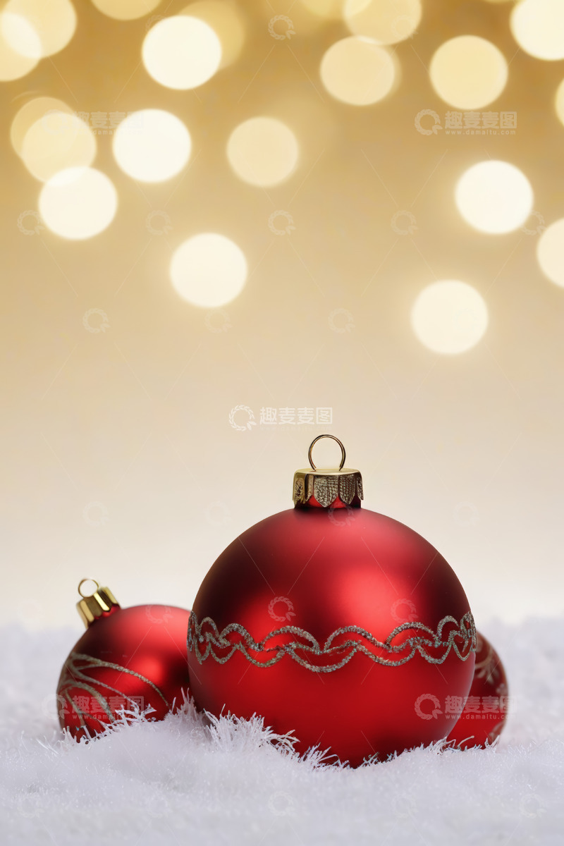 高清大图下载【趣麦麦图】红色圣诞装饰球特写