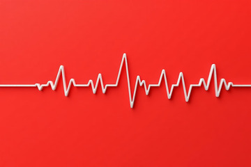 红色背景心电图图案素材