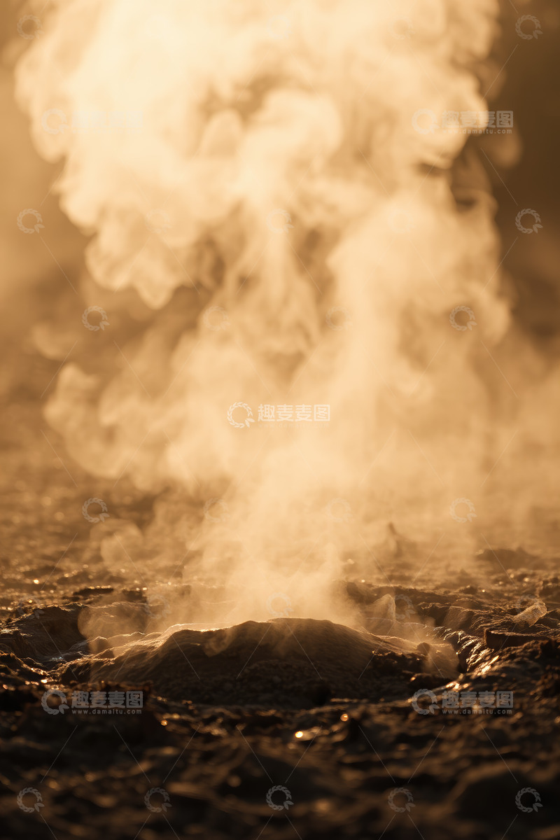 高清大图下载【趣麦麦图】户外热气腾腾的蒸汽景象