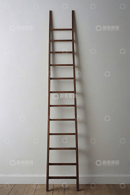 靠墙放置的木质梯子