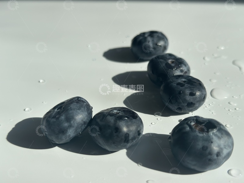 高清大图下载【趣麦麦图】蓝莓水滴静物摄影