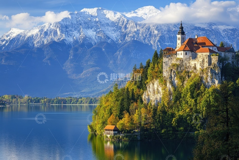 高清大图下载【趣麦麦图】湖面上的房屋建筑