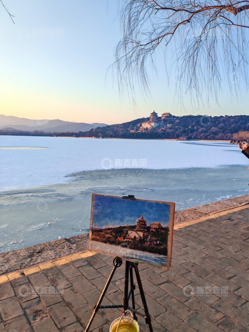 高清大图下载【趣麦麦图】湖畔风景油画写生