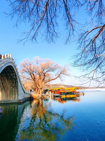 冬日湖光石桥美景