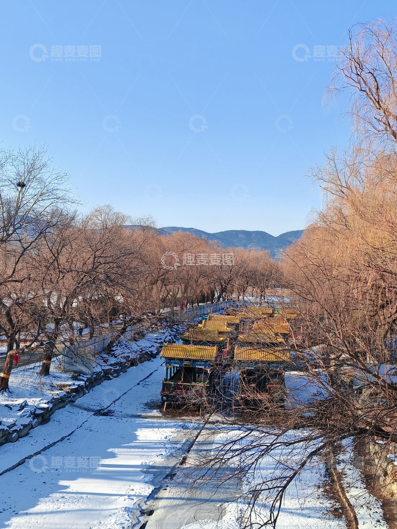 高清大图下载【趣麦麦图】-冬日雪景山村风光摄影图