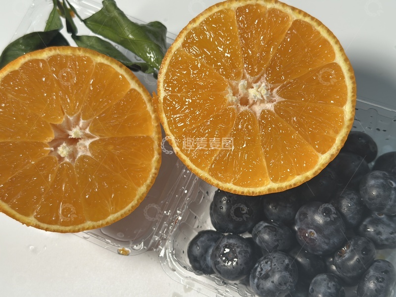 高清大图下载【趣麦麦图】新鲜橙子和蓝莓特写