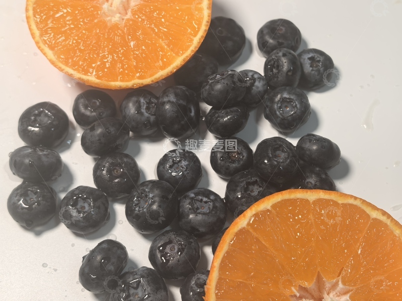 高清大图下载【趣麦麦图】-新鲜蓝莓橙子摄影图片