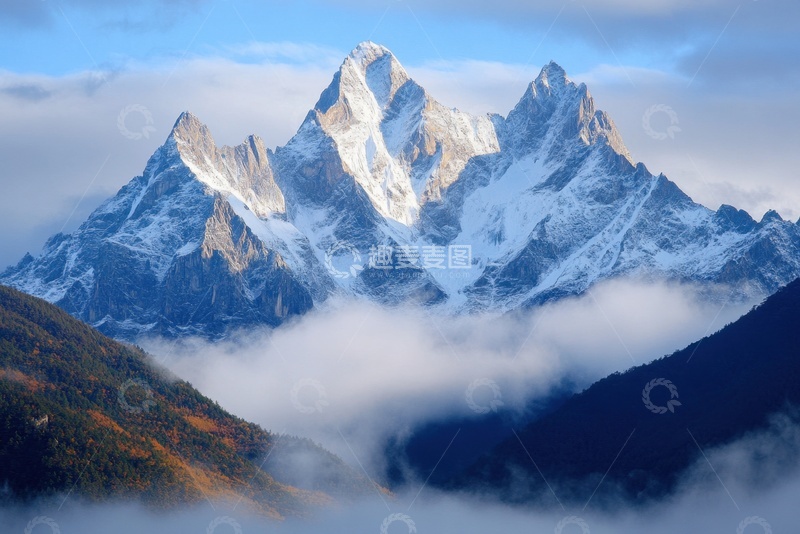 高清大图下载【趣麦麦图】远山高山薄雾自然美景
