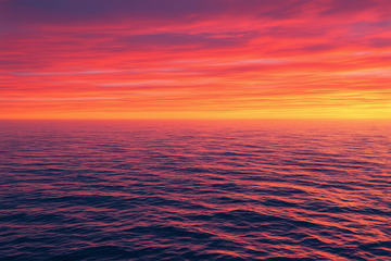 海上绚丽晚霞全景