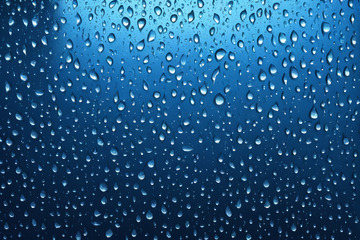 玻璃上的雨滴背景画面