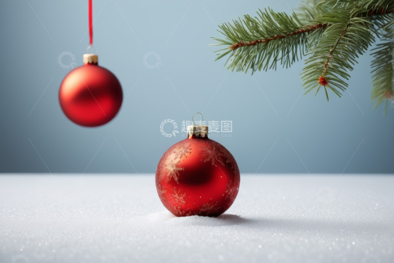 高清大图下载【趣麦麦图】红色圣诞装饰球与松枝
