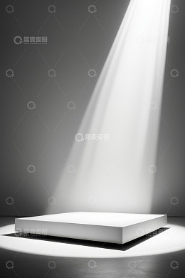 聚光灯下的白色展示平台