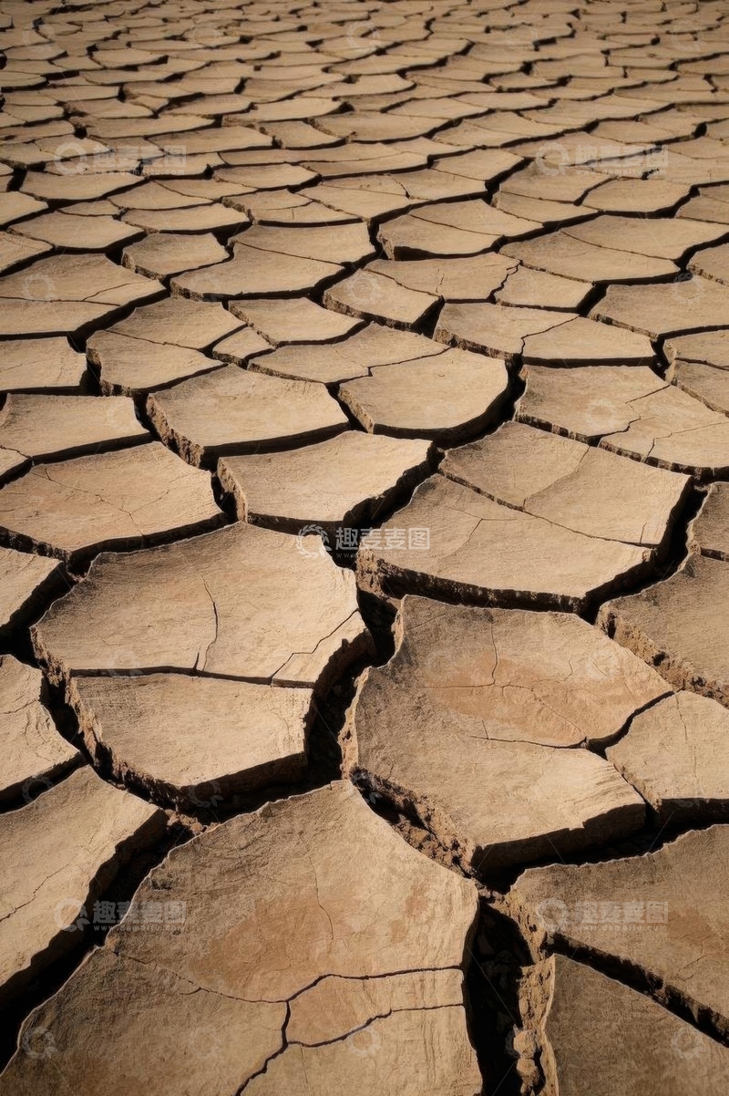 高清大图下载【趣麦麦图】干裂的干旱土地景象