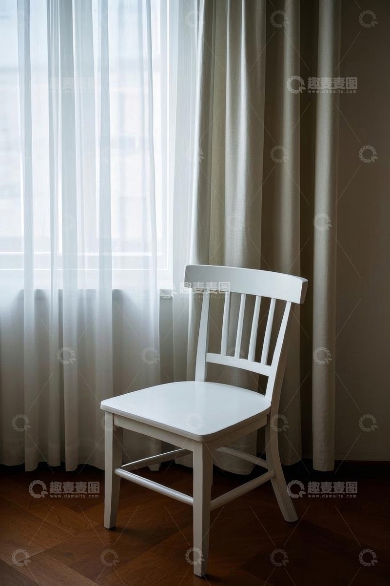 高清大图下载【趣麦麦图】窗边白色椅子家居场景
