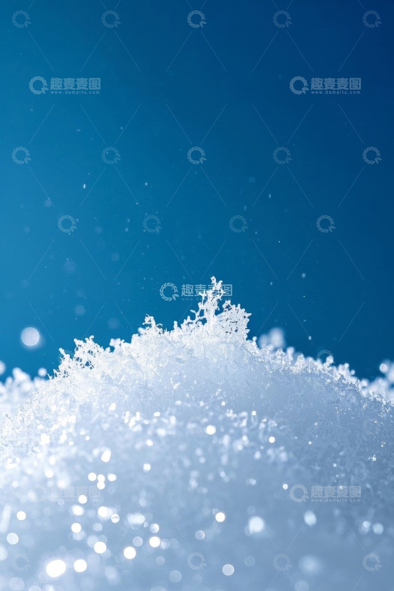 高清大图下载【趣麦麦图】蓝色背景下的雪花特写