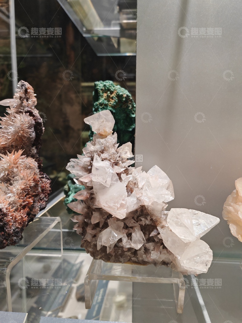 高清大图下载【趣麦麦图】-矿物晶体展示