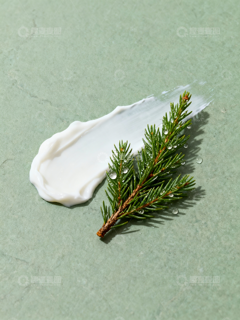 源文件下载【趣麦麦图】木质香护肤品展示照片3