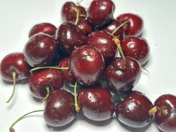 新鲜樱桃特写摄影图片