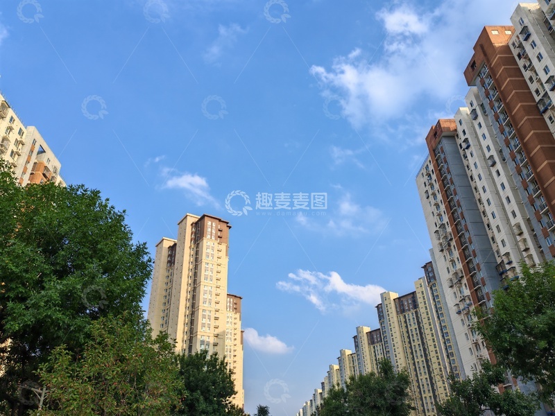 高清大图下载【趣麦麦图】城市高楼蓝天美景