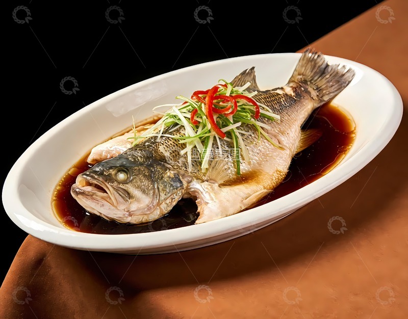 高清大图下载【趣麦麦图】一盘清蒸鲈鱼图片