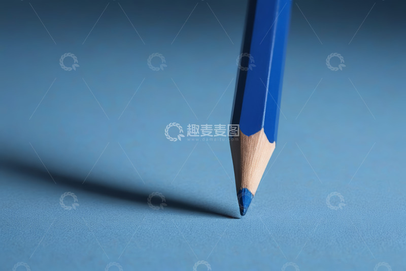 高清大图下载【趣麦麦图】蓝色铅笔特写
