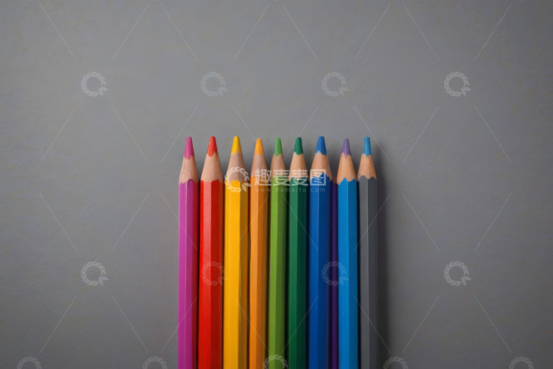 高清大图下载【趣麦麦图】彩色铅笔整齐排列