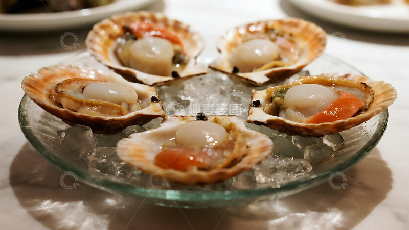 高清大图下载【趣麦麦图】美食烧烤之玻璃碗里的扇贝