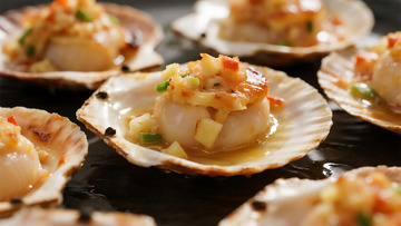 美食烧烤之烧烤扇贝特写