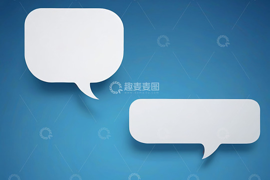蓝色背景上的对话气泡素材