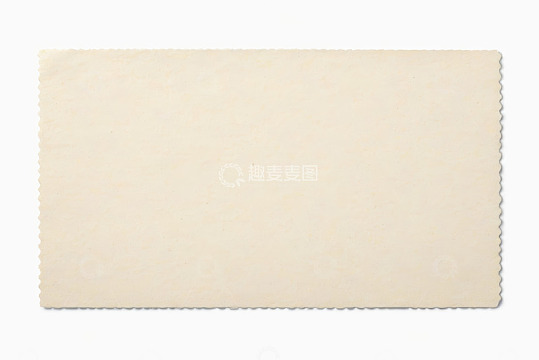 白色背景上的空白纸张