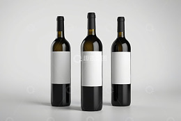 三瓶葡萄酒产品展示